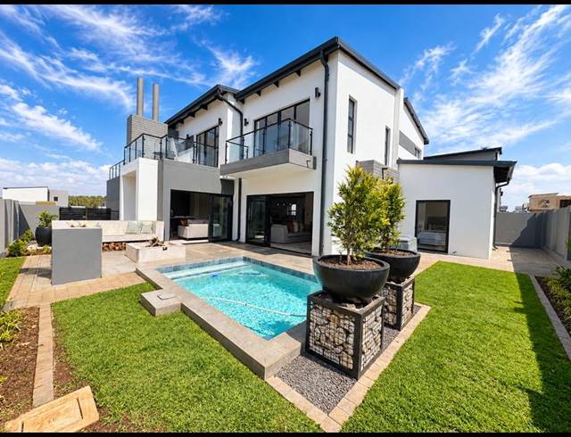 4 BEDROOM HOUSE FOR SALE IN FOUNTAINBROOK ESTATE